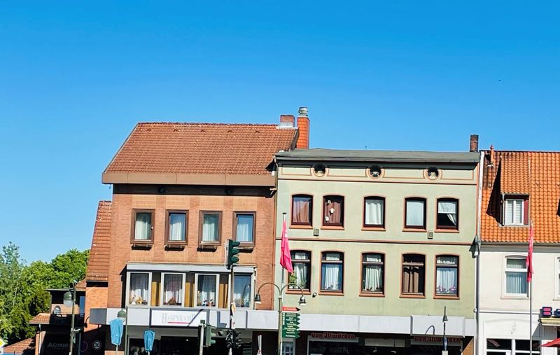 TOP-Lage in Mölln 
2 Wohn- und Geschäftshäuser - provisionsfrei